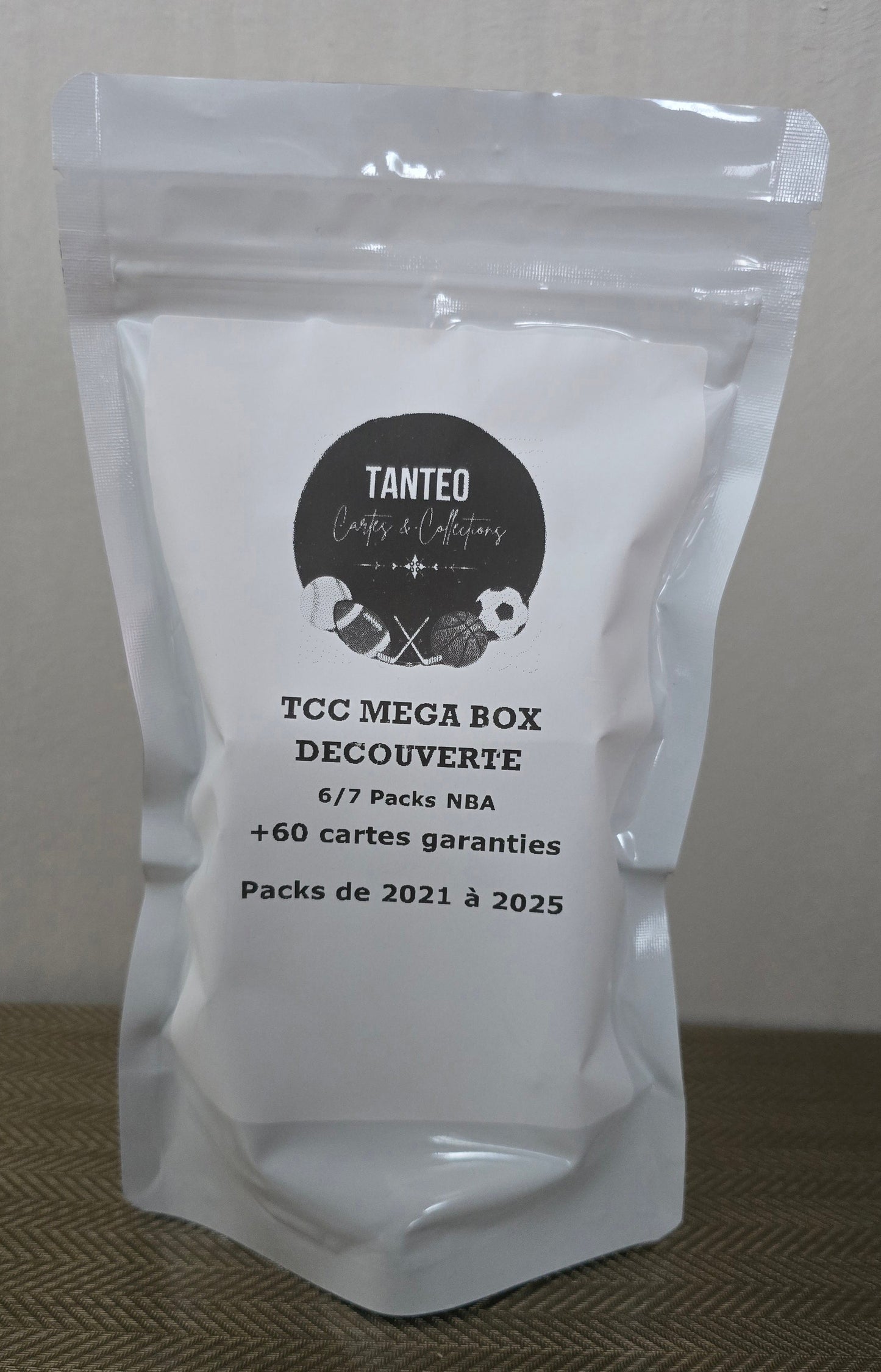 TCC MEGA BOX DECOUVERTE Cartes Basketball NBA TANTEO Cartes & Collections