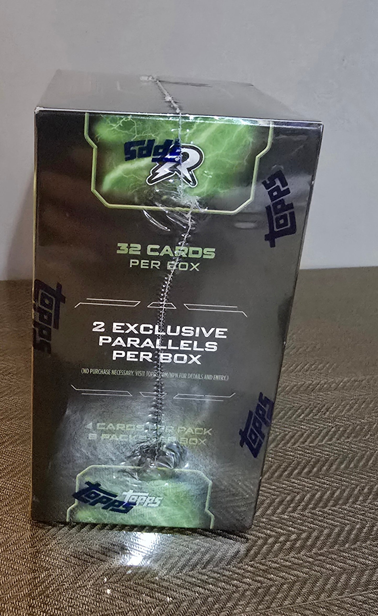 2024 Topps Resurgence Cartes Football NFL Blaster Box