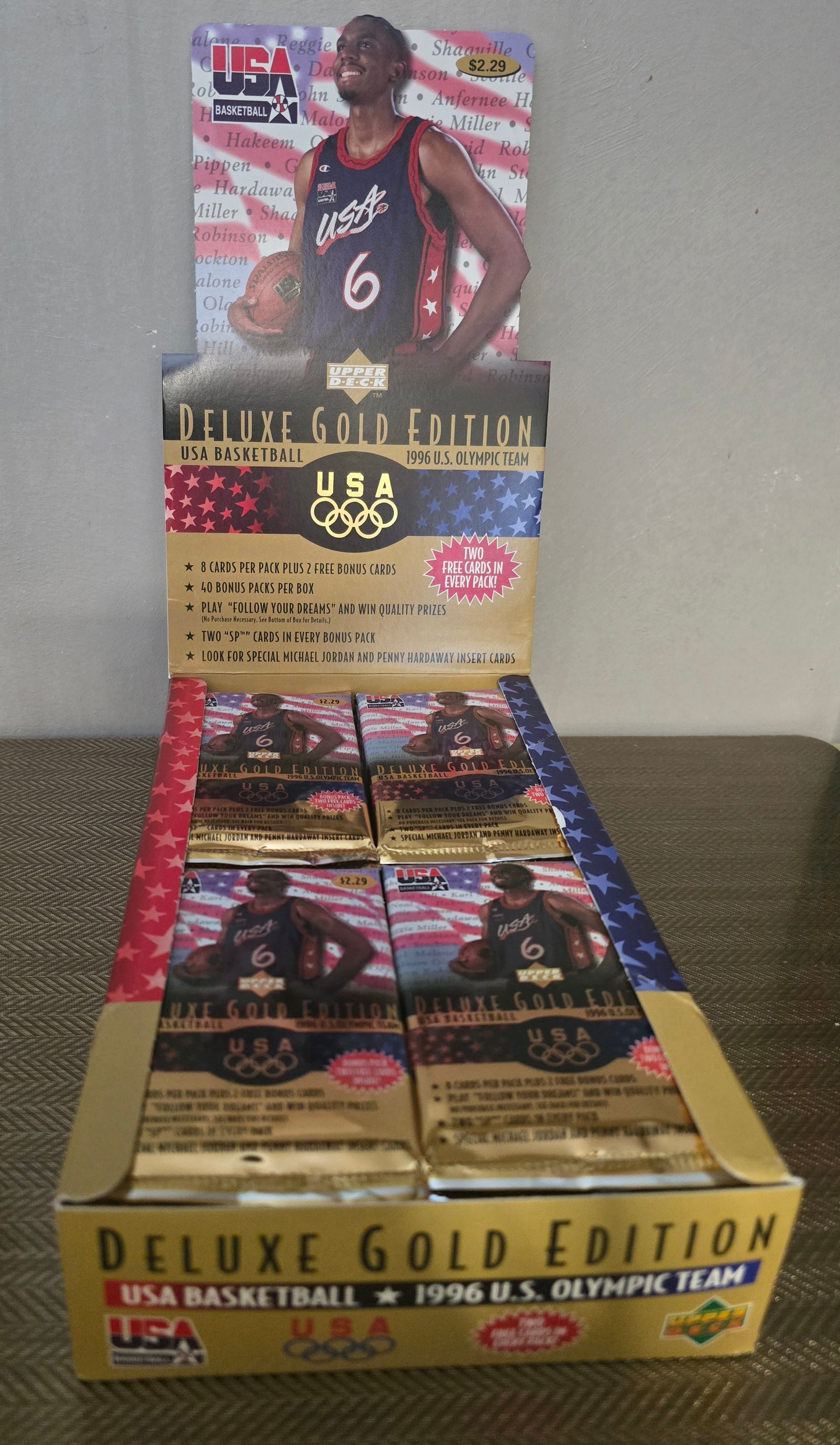 1996-97 Upper Deck Deluxe Gold Edition Olympics USA Cartes Basketball NBA Retail Pack