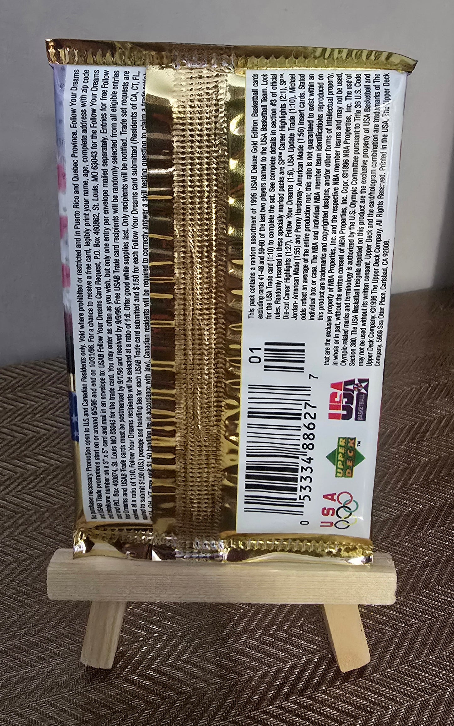 1996-97 Upper Deck Deluxe Gold Edition Olympics USA Cartes Basketball NBA Retail Pack