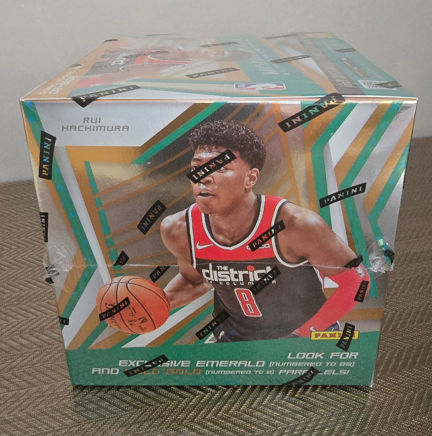 2019-20 Panini Revolution Cartes Basketball NBA Chinese New Year Box