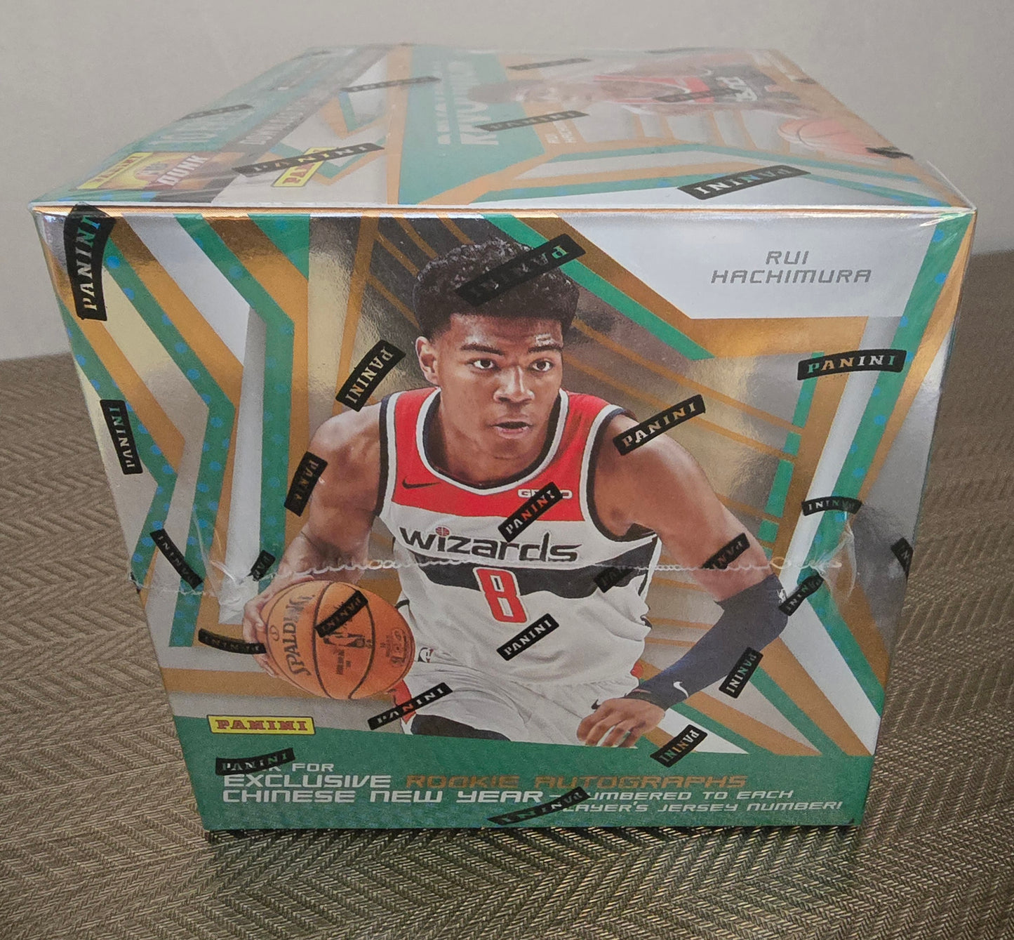 2019-20 Panini Revolution Cartes Basketball NBA Chinese New Year Box