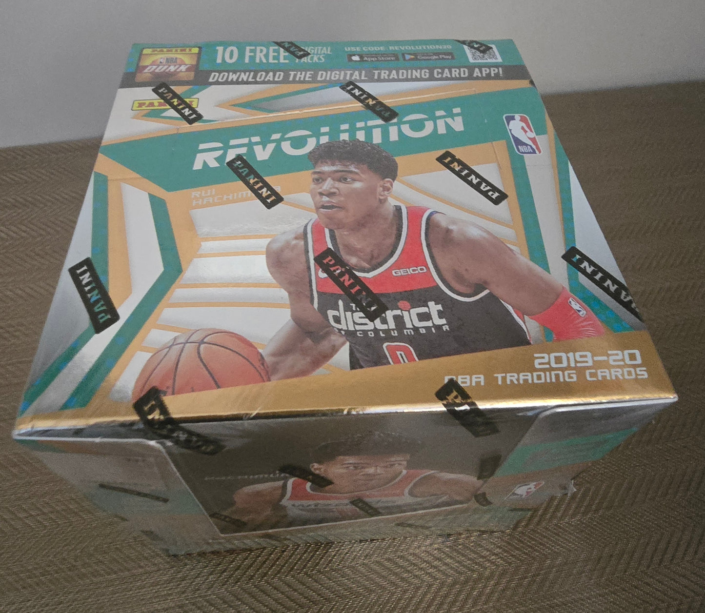 2019-20 Panini Revolution Cartes Basketball NBA Chinese New Year Box
