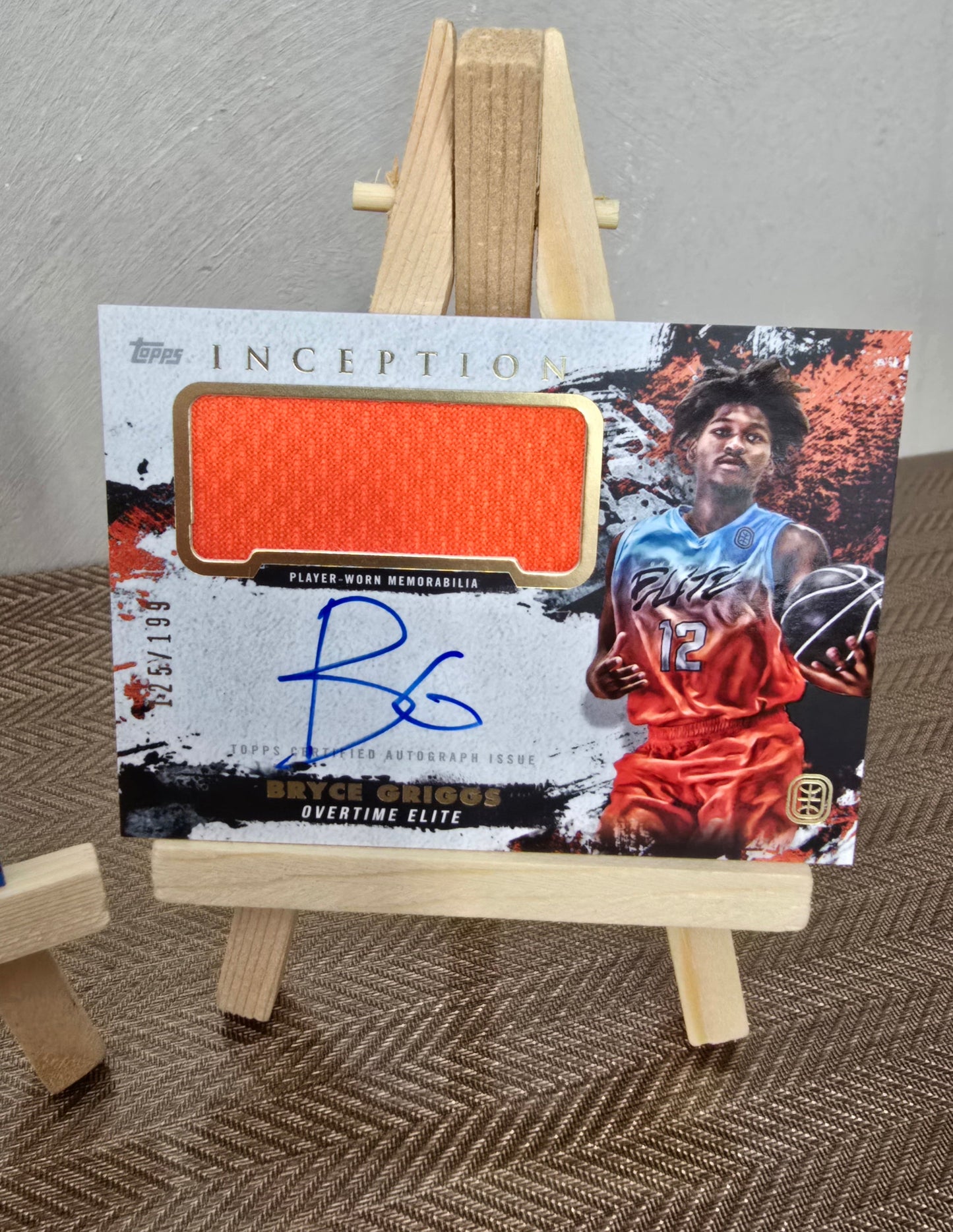 Lot 2 Cartes Patch Auto numérotées collection sport Basketball BRYCE GRIGGS Topps