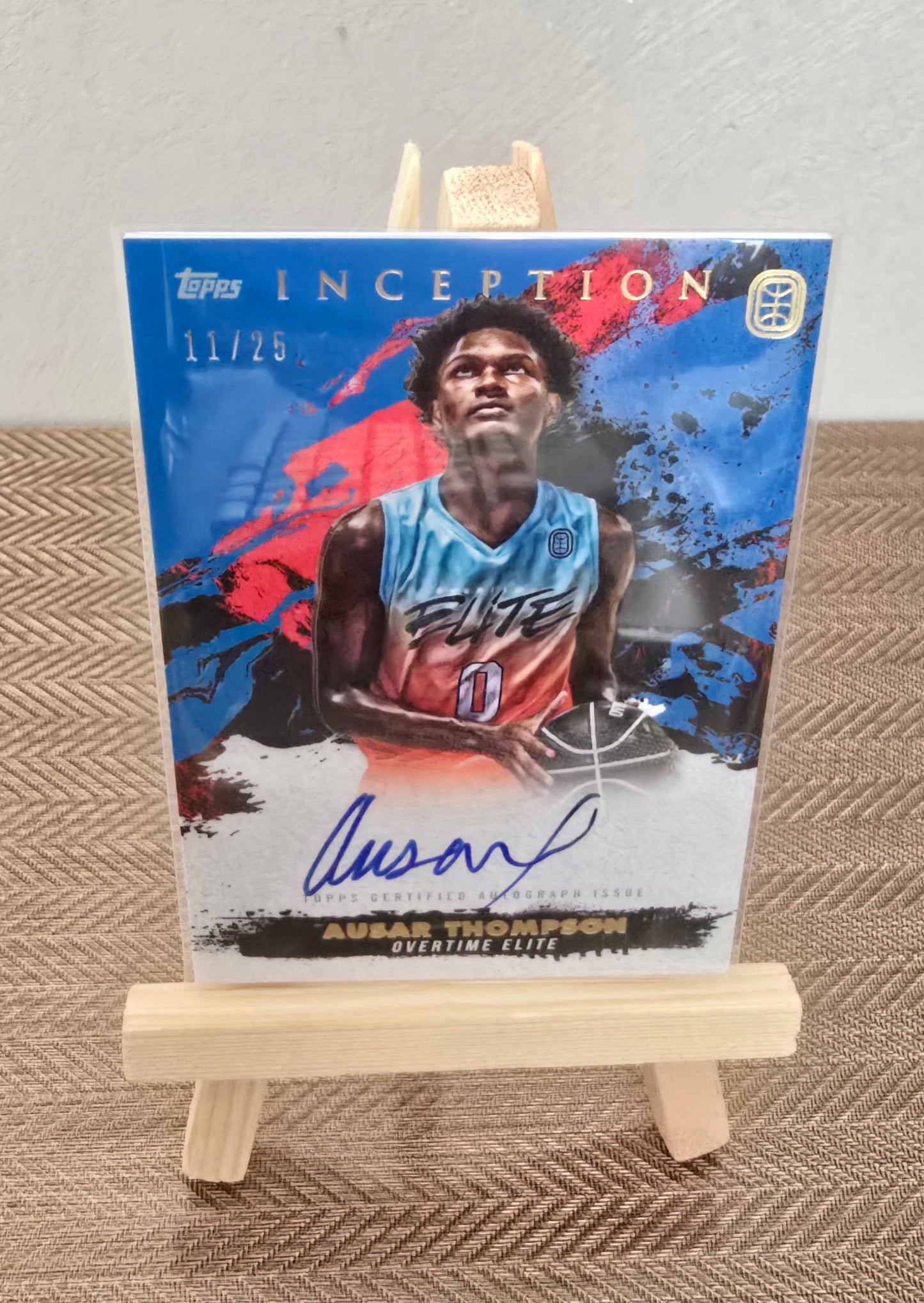 Carte Autographe numérotée 11/25 collection sport Basketball AUSAR THOMPSON Topps