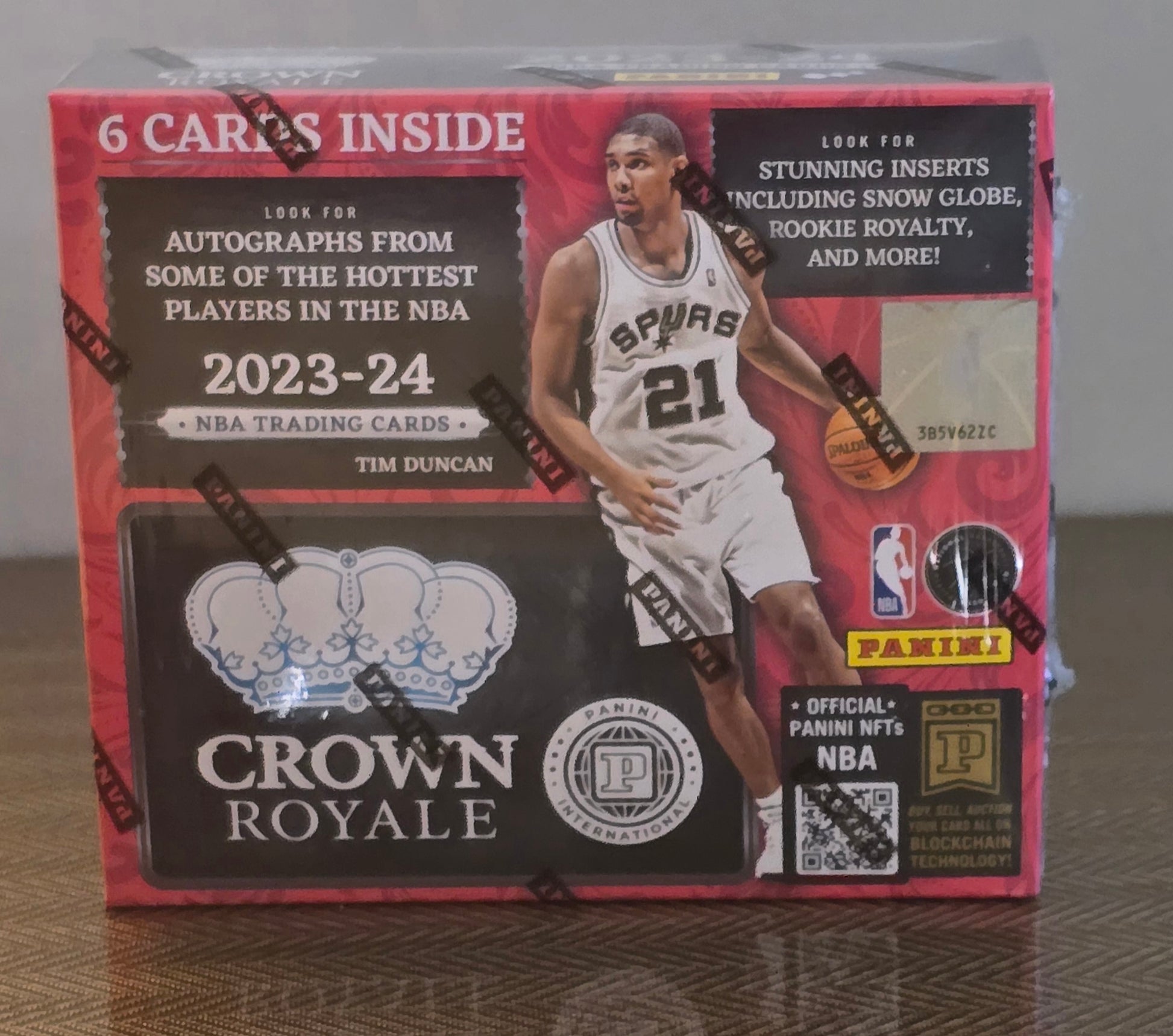 2023/24 Panini Crown Royale Cartes Basketball NBA International Hobby Bo