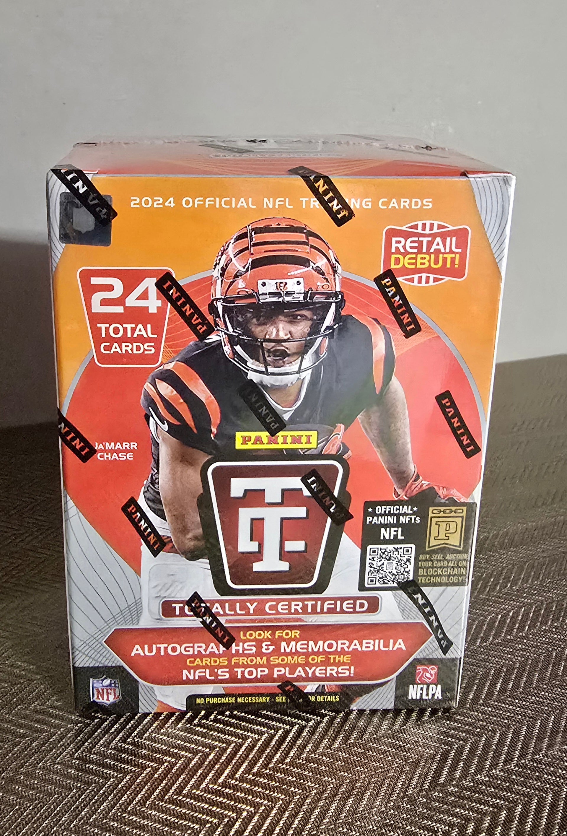 2024 Panini Totally Certified Cartes Football NFL Blaster Box