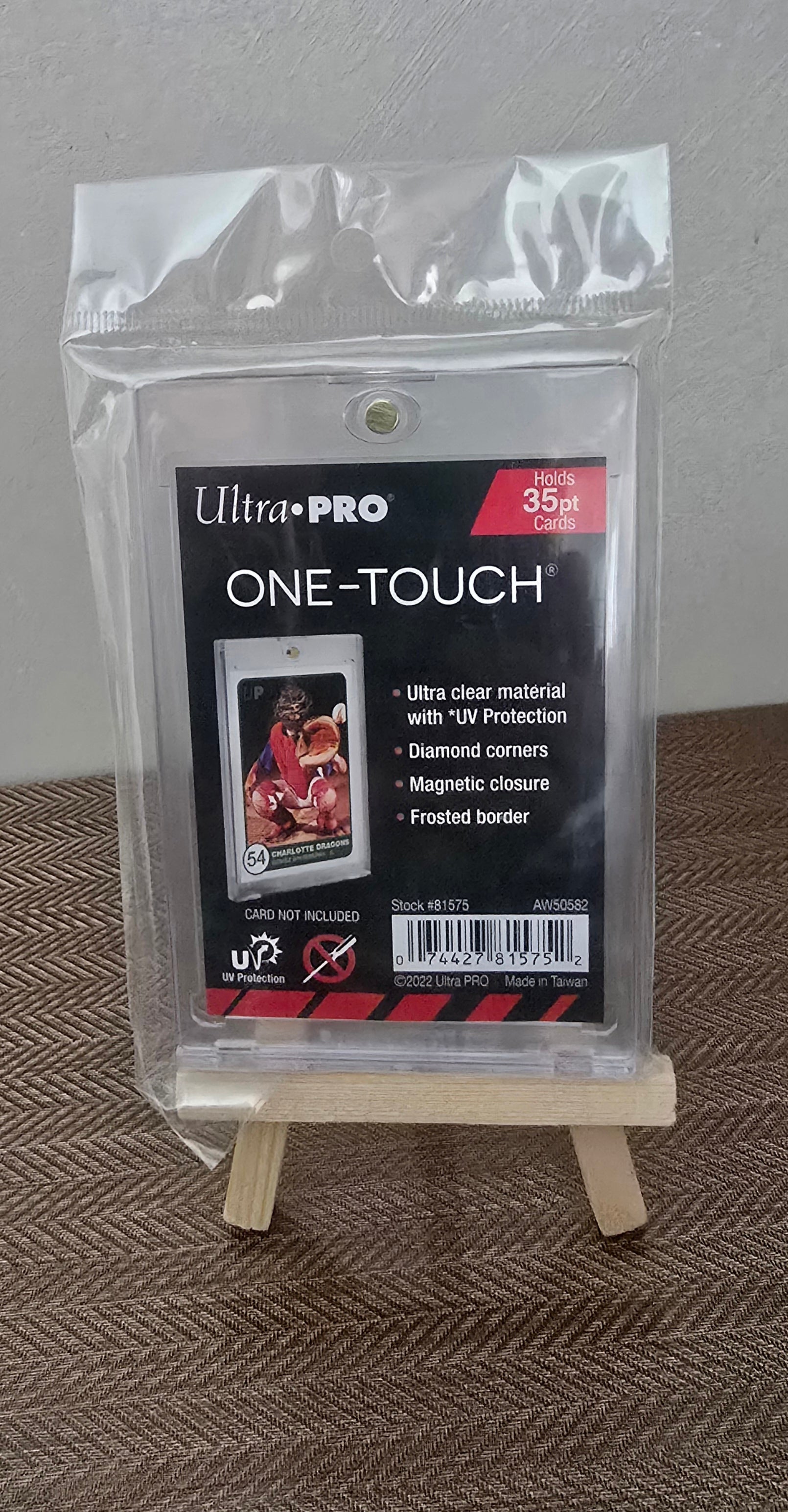 ONE-TOUCH Magnetic Holder 35PT UV - Ultra Pro