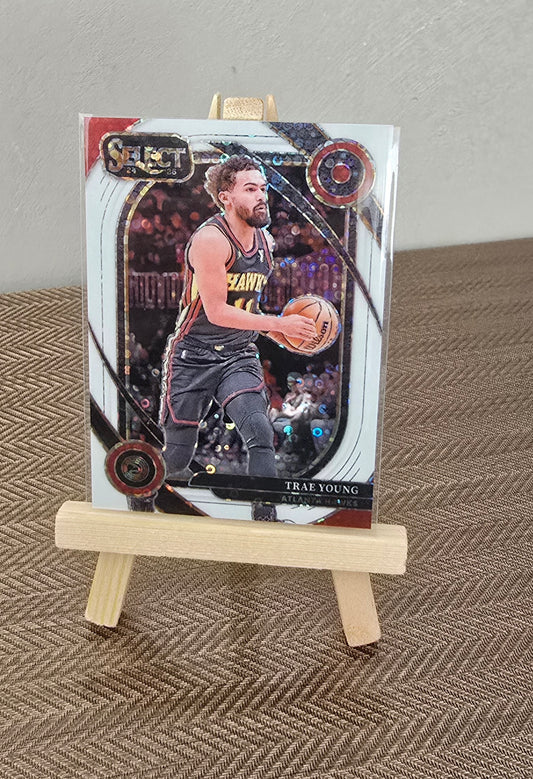 Carte numérotée collection sport Basketball NBA TRAE YOUNG