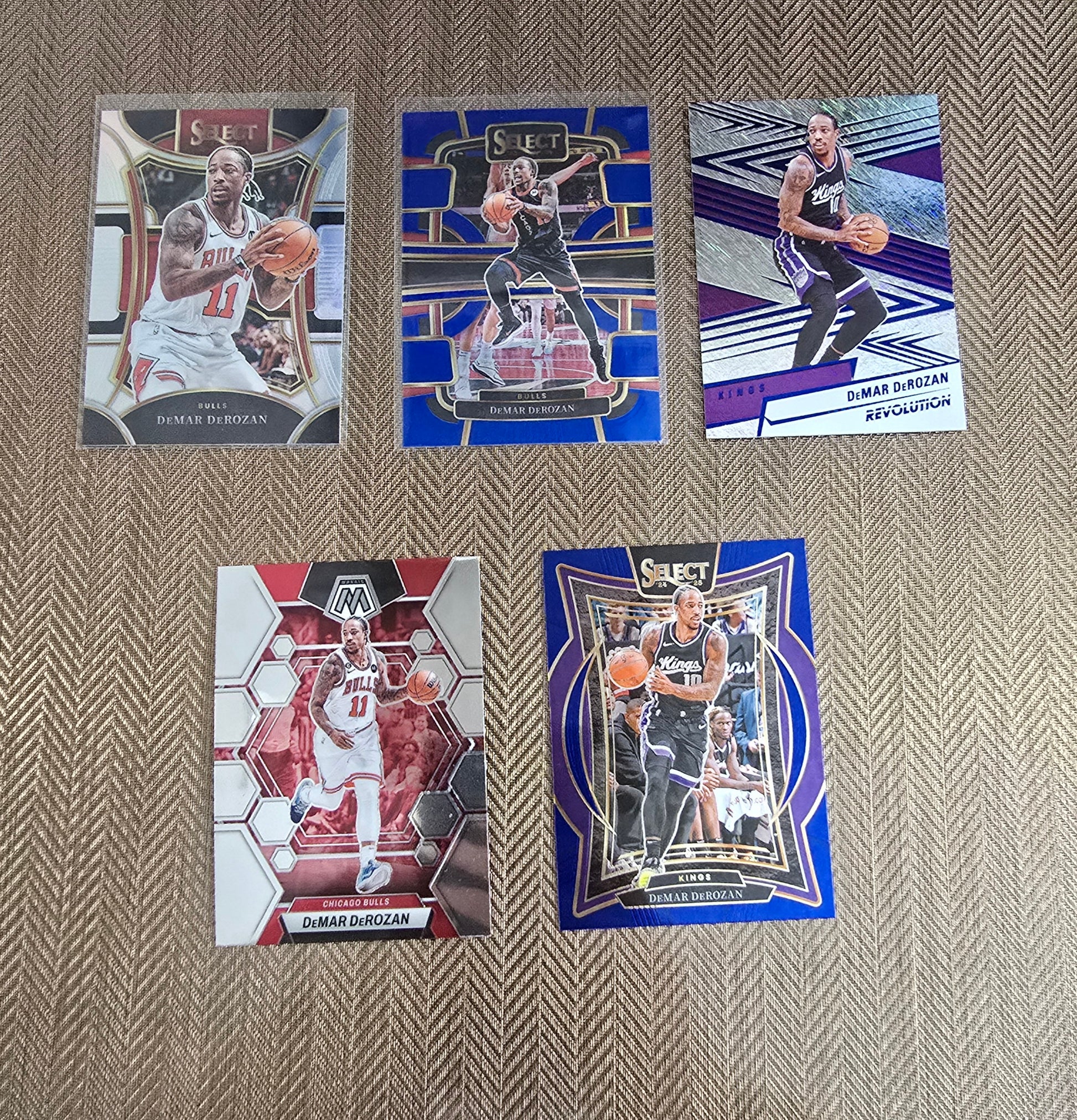 Lot 5 Cartes collection sport Basketball NBA DEMAR DEROZAN