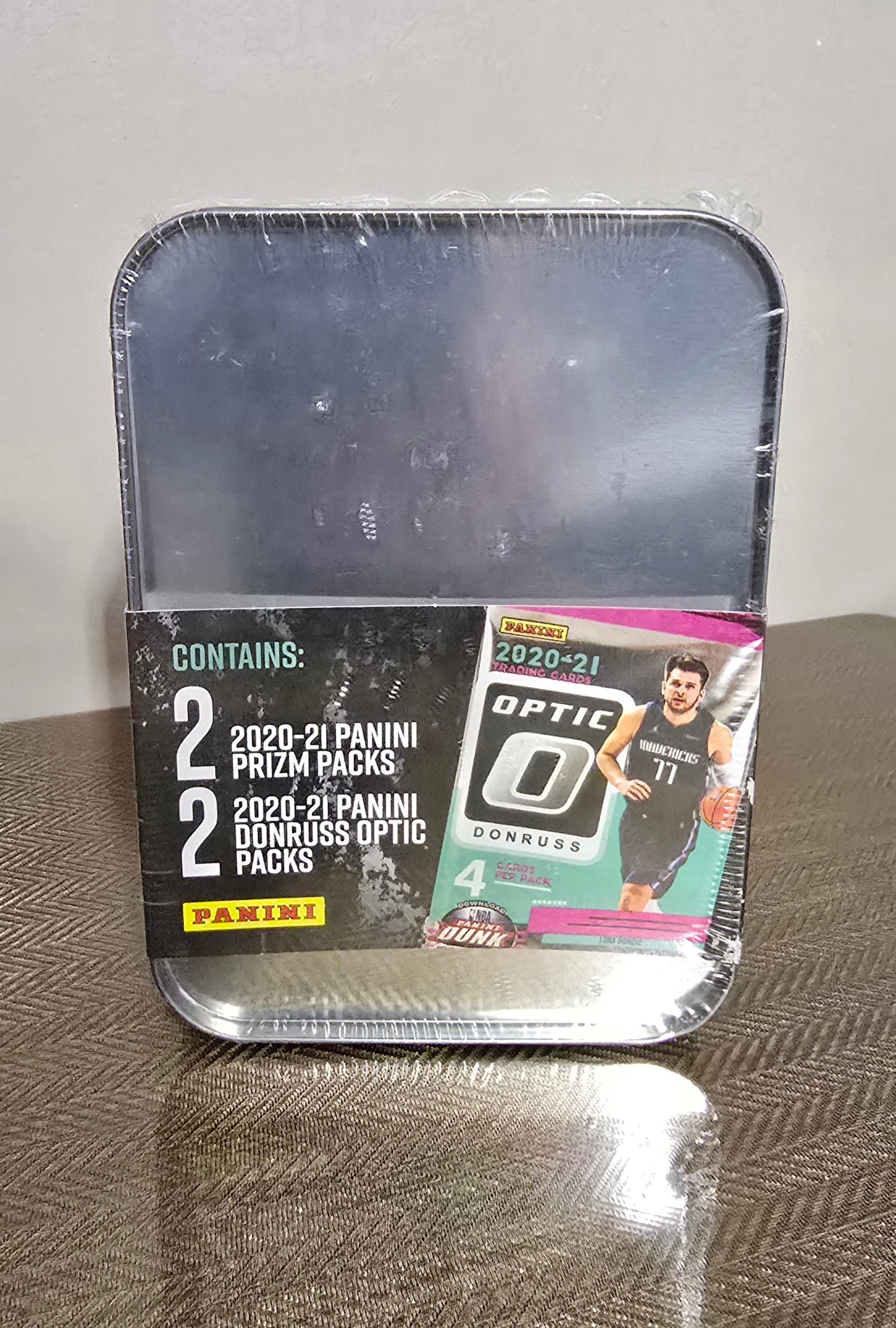 2024 NBA Giannis Antetokounmpo Championship Cartes Basketball Coll. Vol. 1 MJH COLLECTOR TIN MJ HOLDING