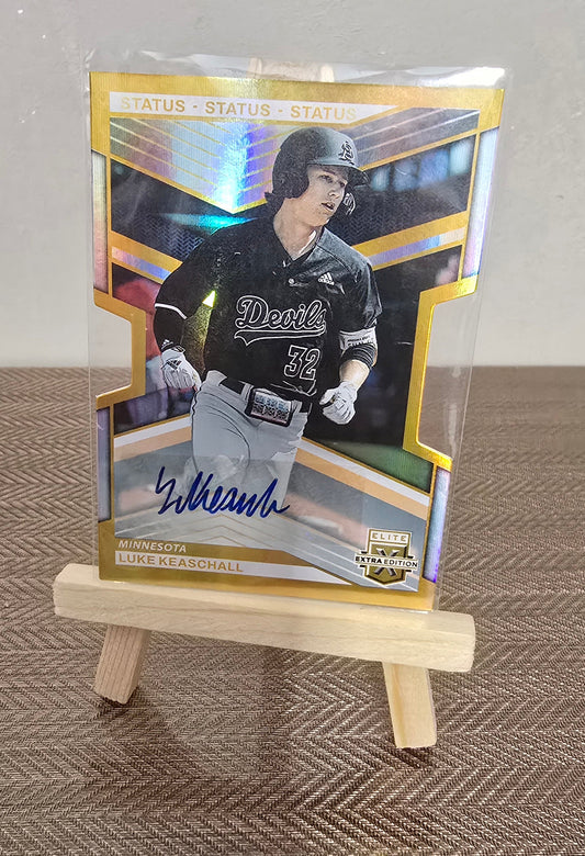 Carte autographe numérotée #08/10 collection Baseball MLB LUKE KEASCHALL Panini