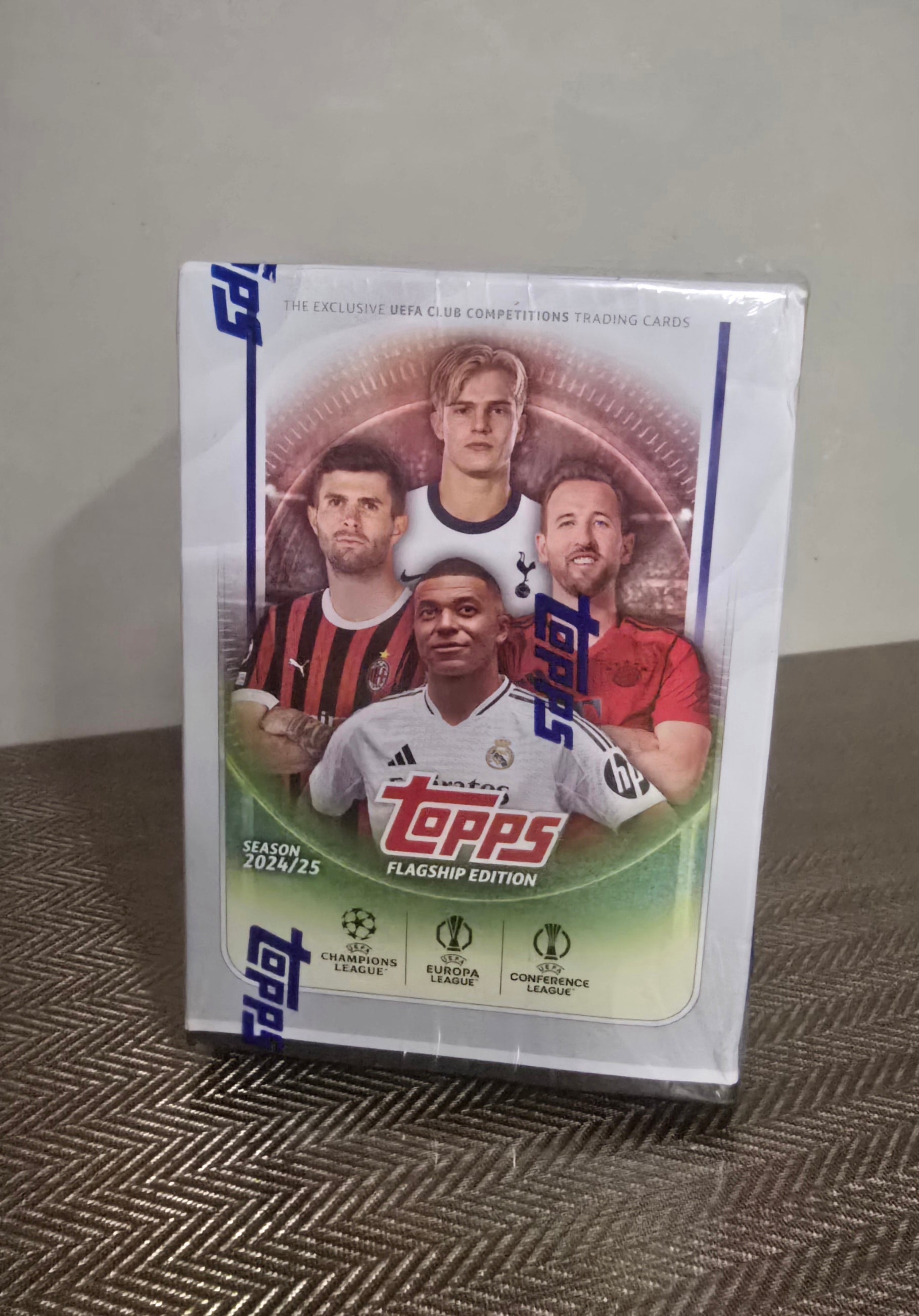 2024-25 Topps UEFA Club Competitions Cartes Foot Soccer Blaster Box Panini