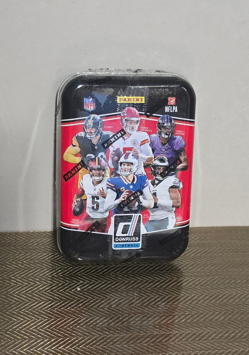2025 Panini Donruss Cartes Football NFL Holiday Tin