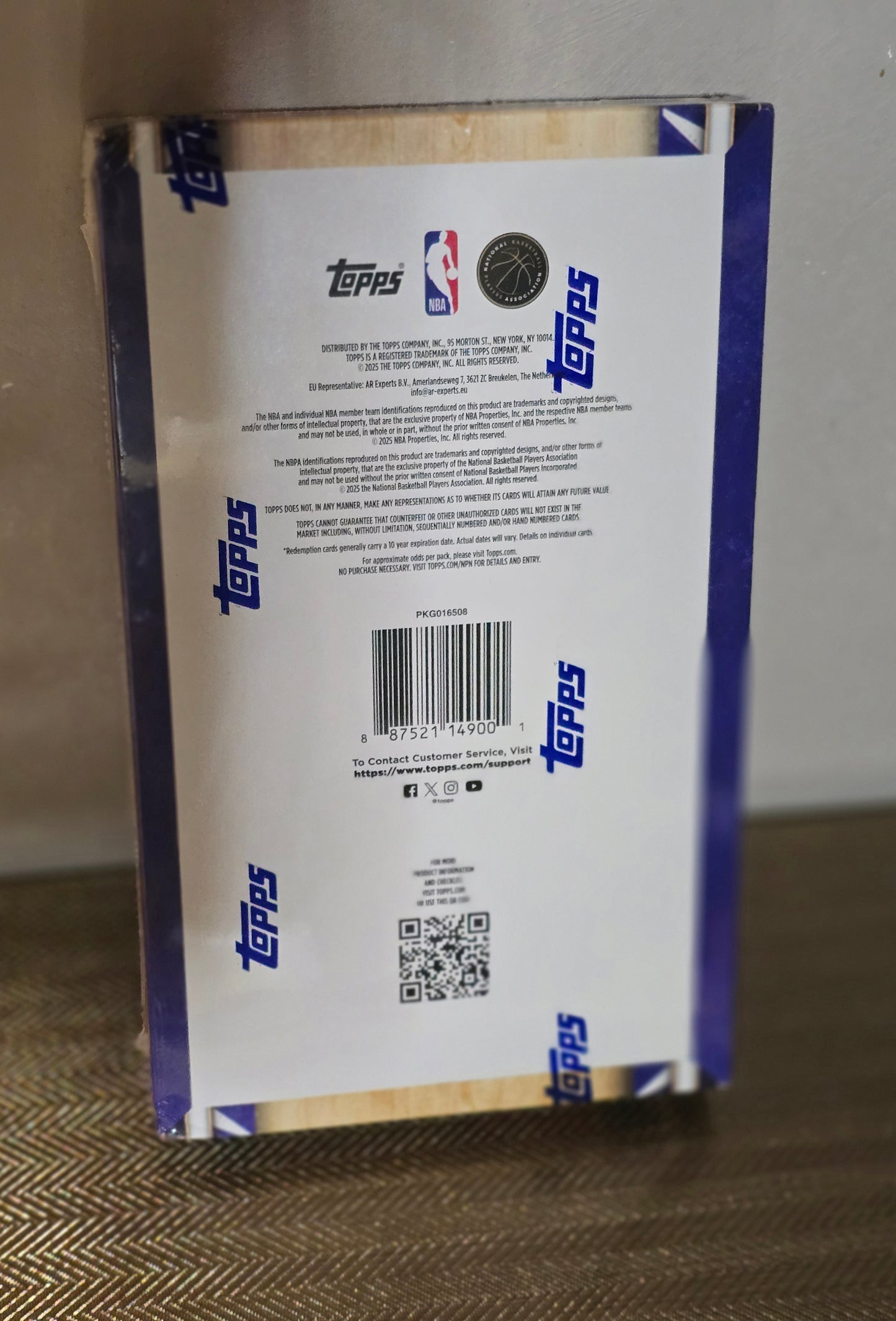 2025-26 Topps Cartes Basketball NBA Hobby Box
