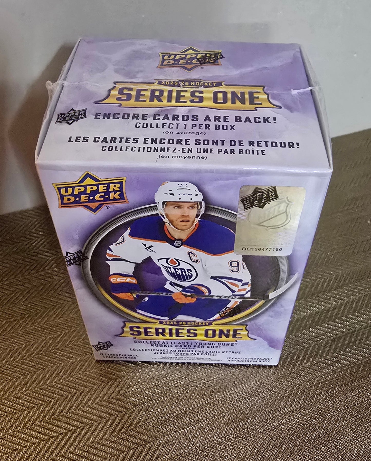2025-26 Upper Deck Series 1 Cartes Hockey NHL Blaster Box