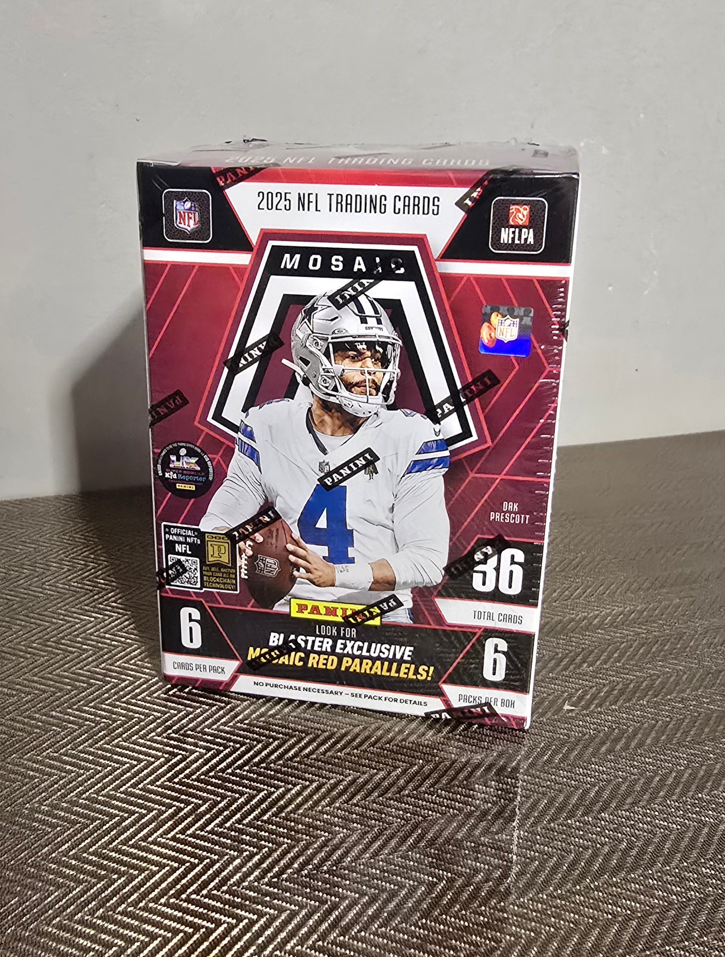 2025 Panini Mosaic Cartes Football NFL Hobby Blaster Box
