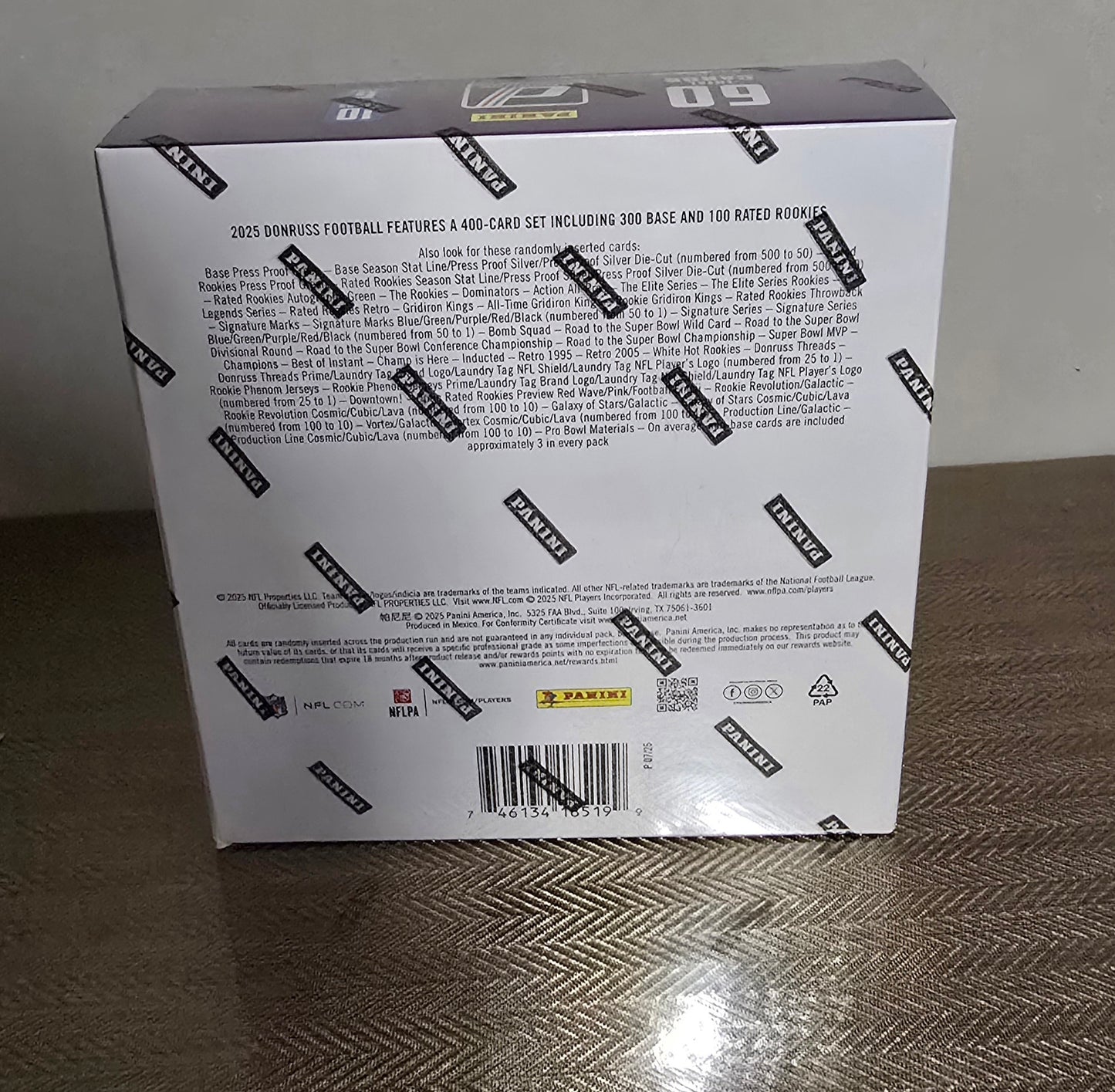 2025 Panini Donruss Cartes Football NFL Méga Box