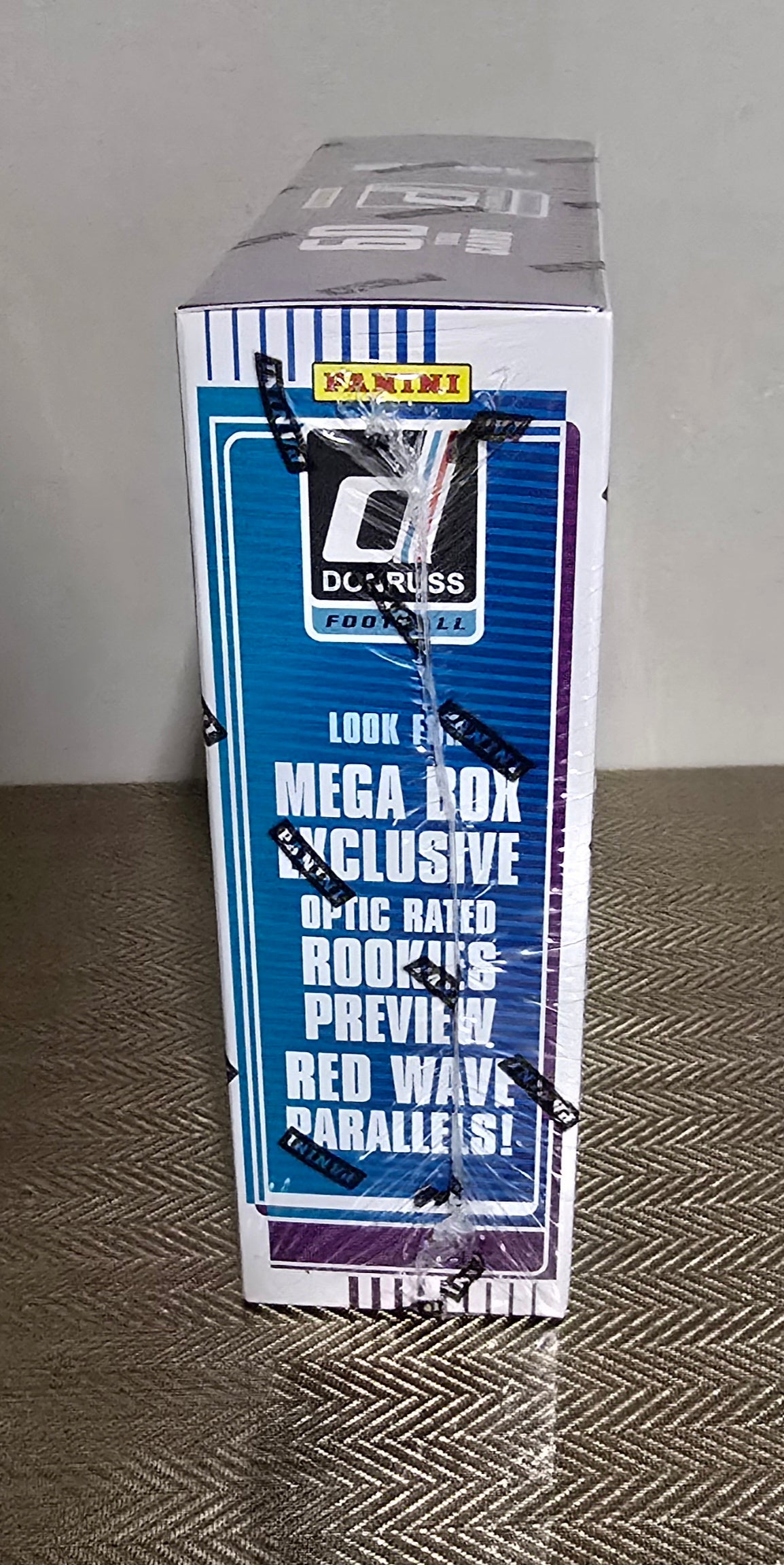 2025 Panini Donruss Cartes Football NFL Méga Box