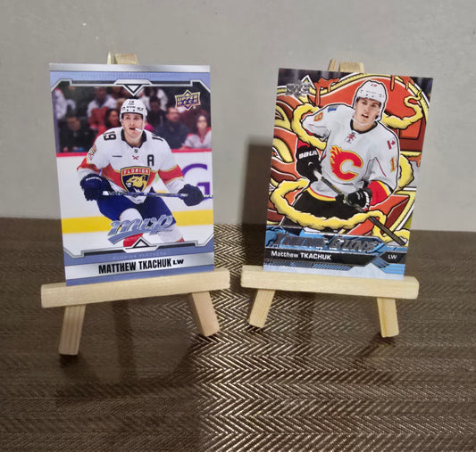 Lot 2 Cartes Collection Hockey MATTHEW TKACHUK