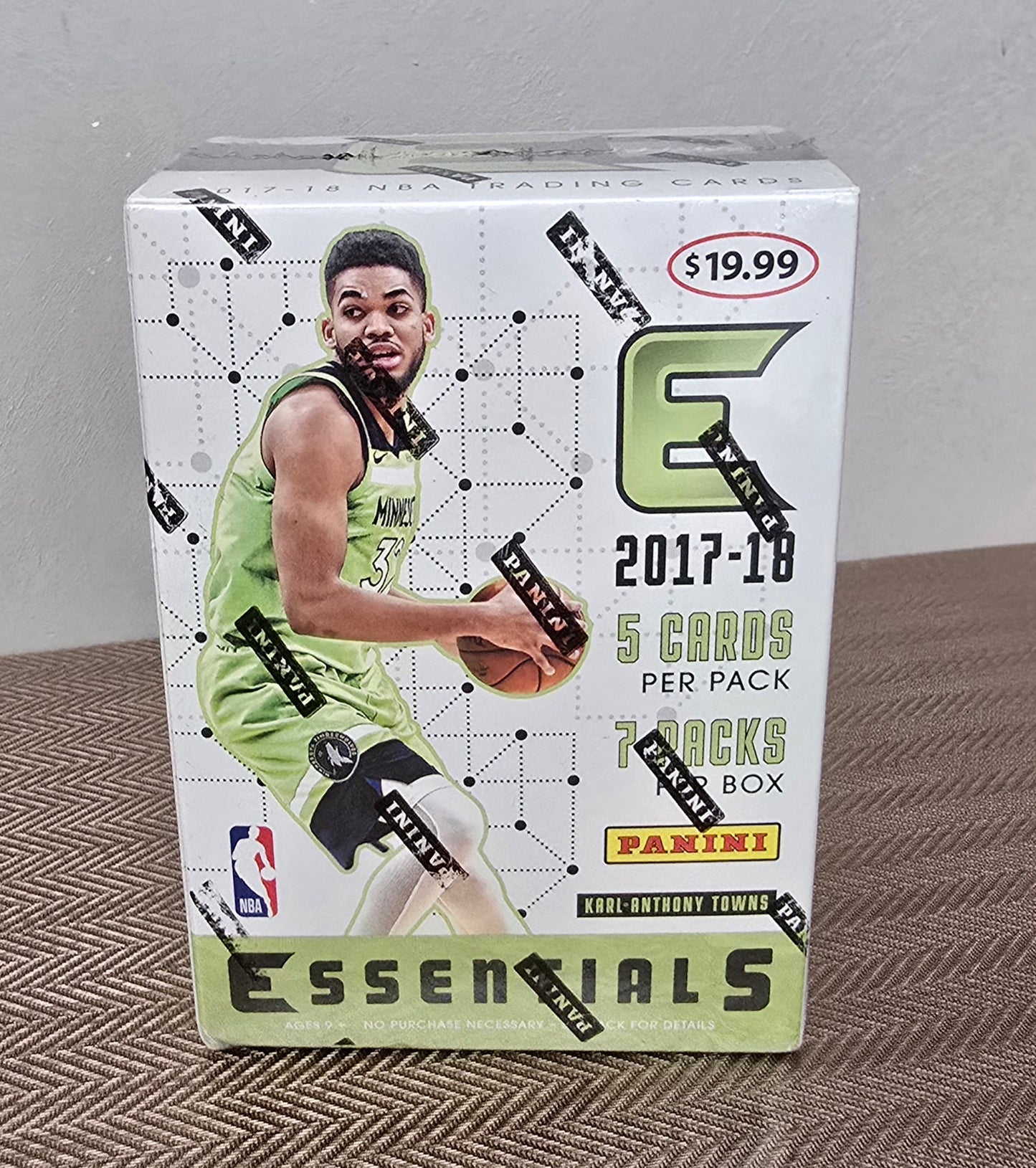 2017-18 Panini Essentials Cartes Basketball NBA Blaster Box