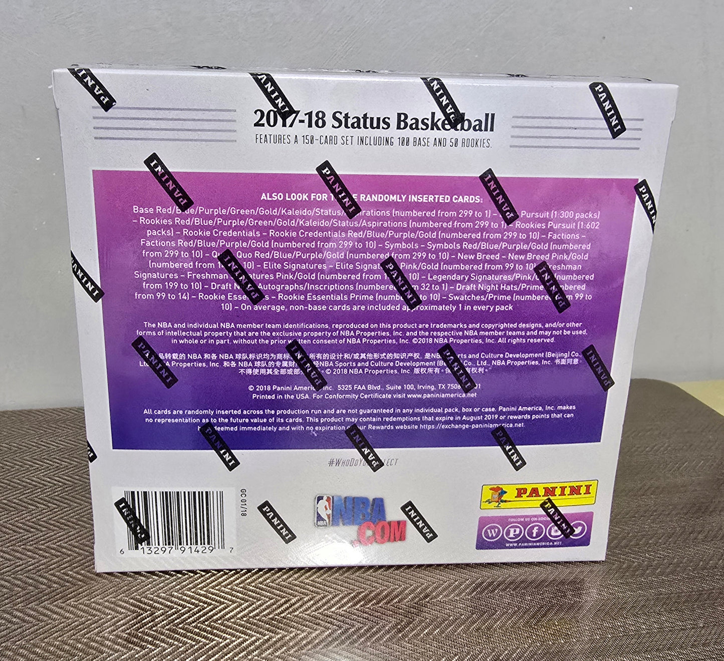 2017-18 Panini Status Cartes Basketball NBA Hobby Box