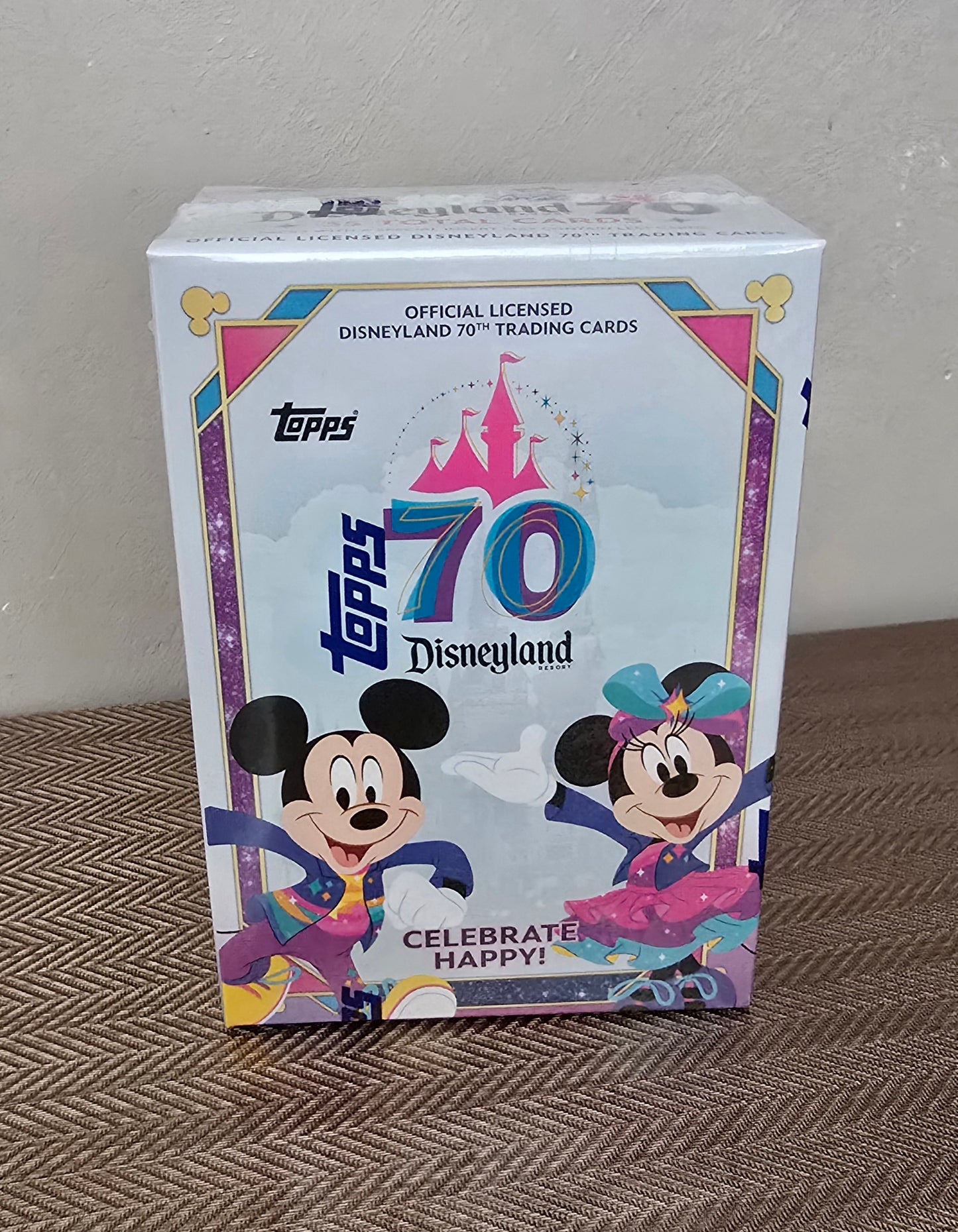2025 Topps Cartes Disneyland 70th Anniversary Blaster Box