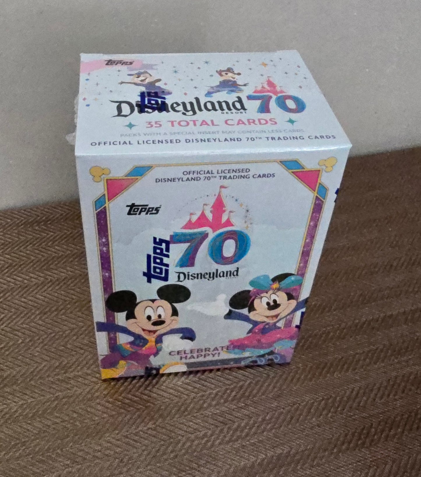 2025 Topps Cartes Disneyland 70th Anniversary Blaster Box