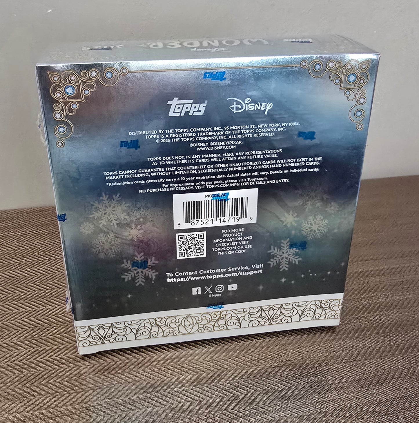 2025 Topps Cartes Disney Wonder Winter Méga Box
