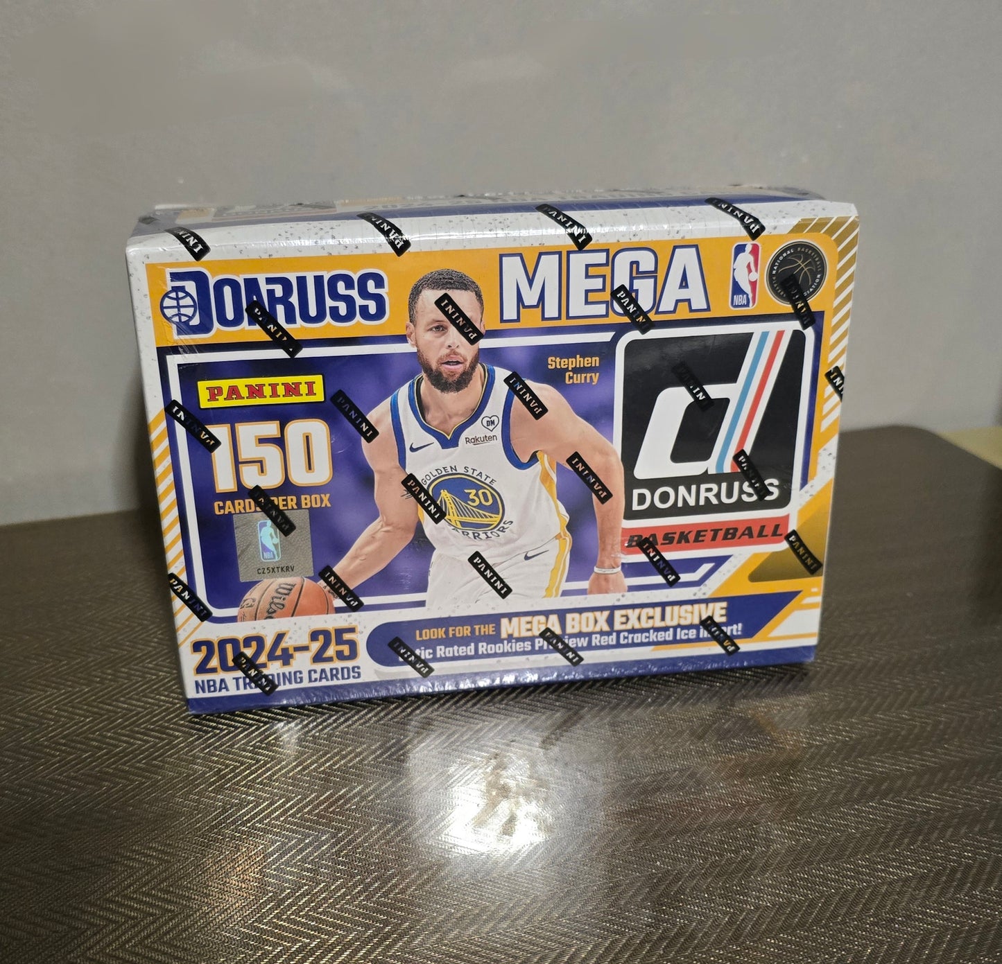 2024-25 Panini Donruss Cartes Basketball NBA Mega Box (Red Cracked Ice)