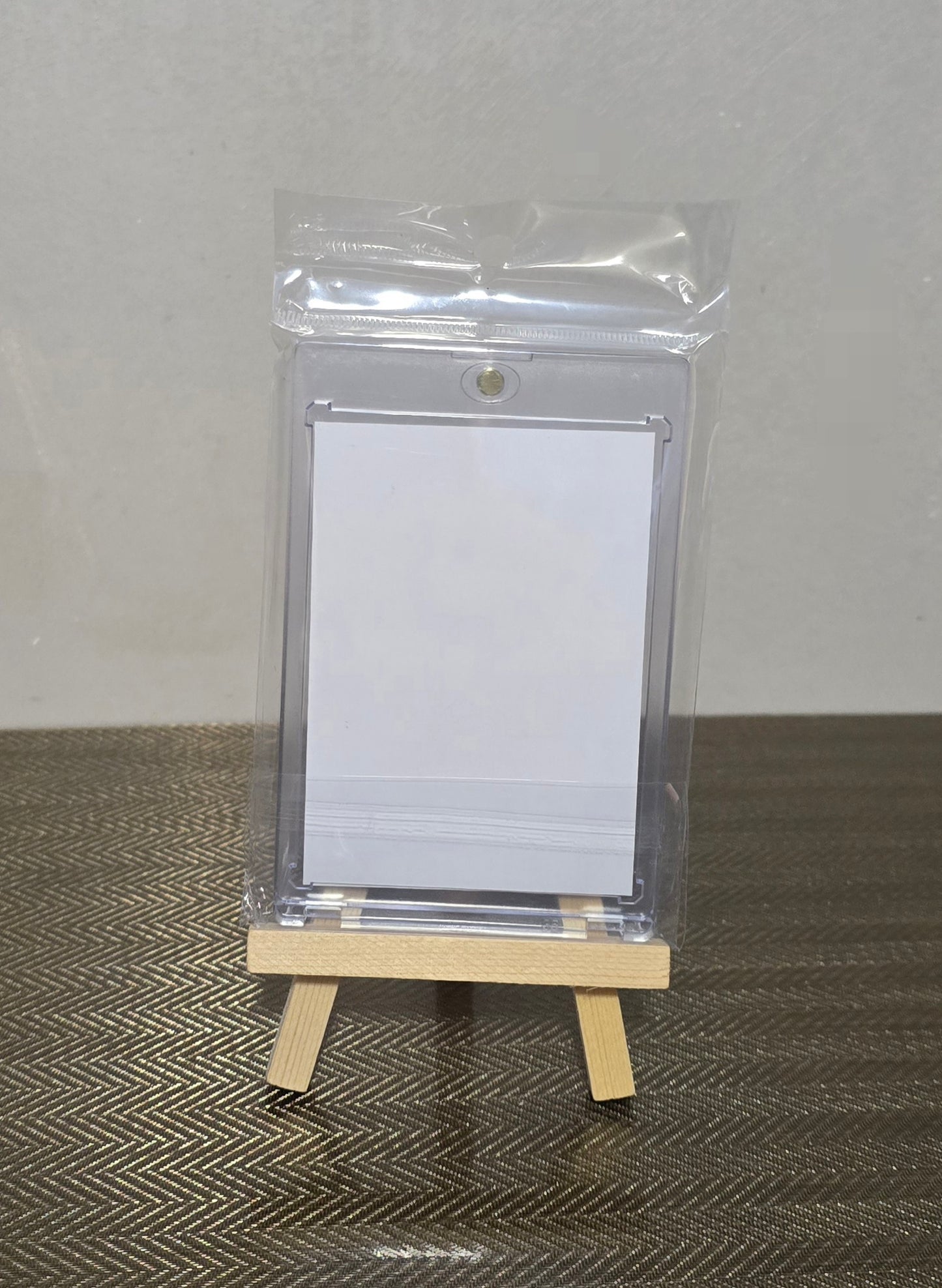 Magnetic Card Holder 35PT - TCC